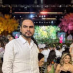 Beto Graniel Vuelve A Hacer Magia El Corazon Creativo Detras Del Escenario De La Flor Tabasco 2025 E1746474069602