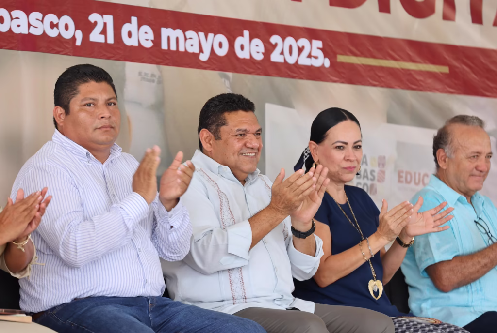 Gobierno De Javier May Impulsa La Inclusión Digital En Nacajuca Y Jalpa Con Entrega De Tablets 72 Jalpa De Mendez 12