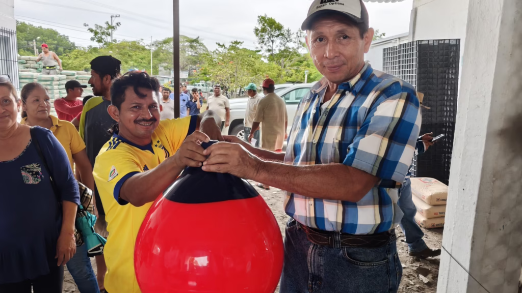 Pescando Vidas: 700 Familias De Tabasco Logran Producir Ostión Con El Gobierno Del Pueblo 74 Whatsapp Image 2025 06 18 At 10.19.46 Am 1