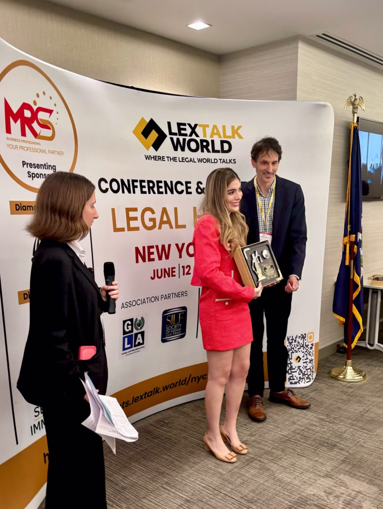 Abogada Tabasqueña Elvia Aragón Gana Prestigioso Premio Internacional En Nueva York 75 505754033 18503830942021214 4577627058485273552 N