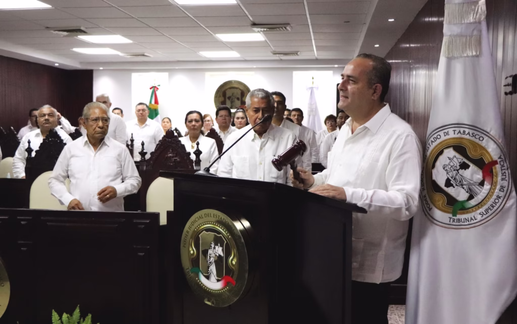 “Servimos A Tabasco Con La Ley En La Mano”: Carlos Efraín Reséndez Consolida Una Justicia Más Humana 73 Whatsapp Image 2025 07 15 At 4.58.36 Pm 4