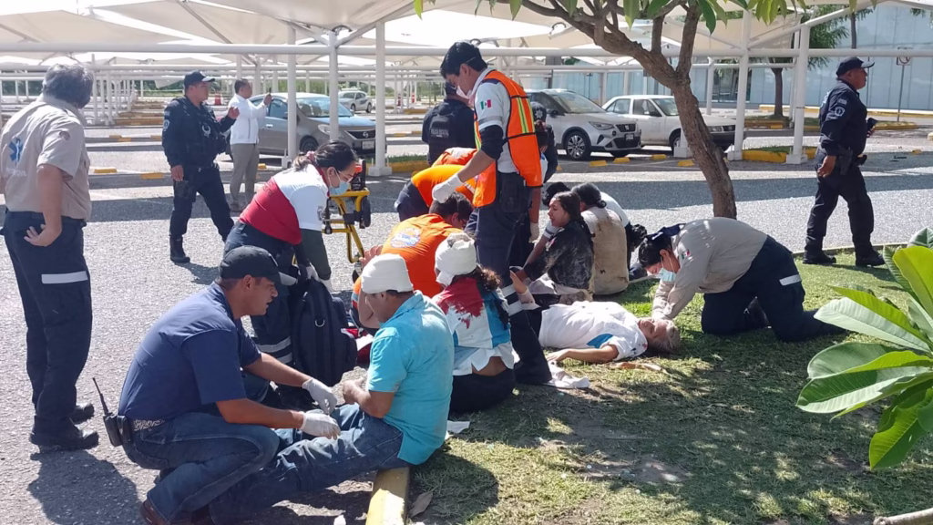 Explosión En Plaza Altabrisa Deja 14 Lesionados Y Moviliza A Cuerpos De Emergencia En Villahermosa 72 527300912 122124562988902681 2164927039892136333 N