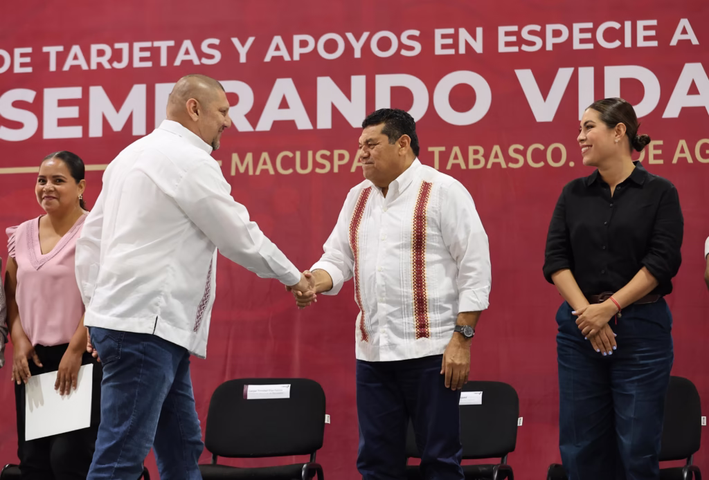 Javier May Fortalece El Campo Tabasqueño: Entrega Tarjetas De Sembrando Vida Estatal En Macuspana 72 Macuspana 3