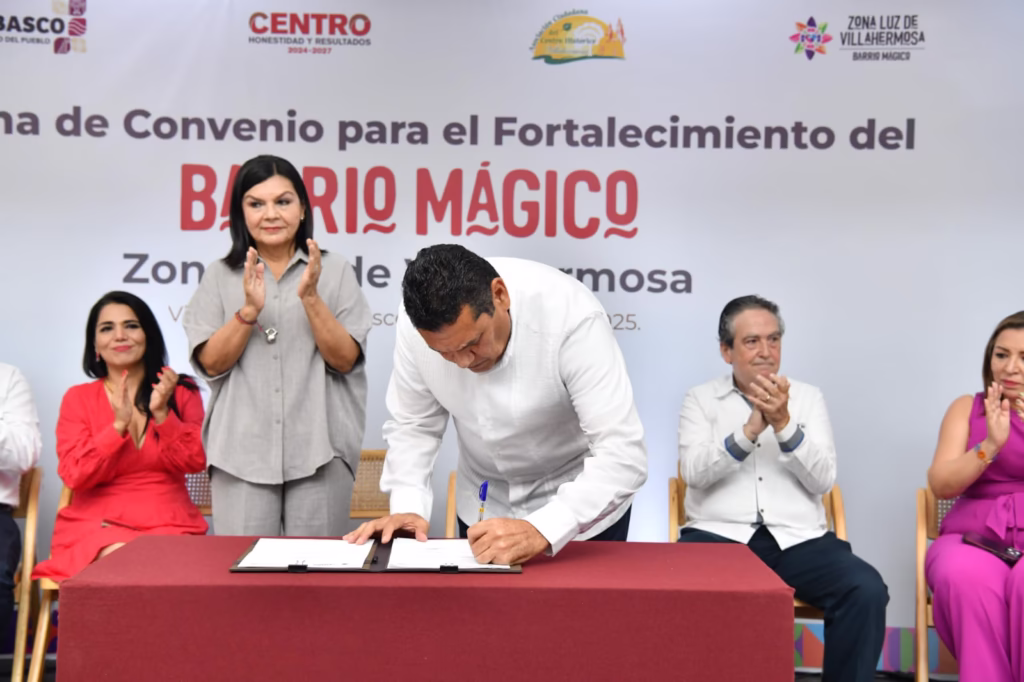 Gobierno Del Pueblo Y Ayuntamiento De Centro Firman Convenio Para Revitalizar El Barrio Mágico De Villahermosa 74 Whatsapp Image 2025 08 01 At 8.40.15 Am 1