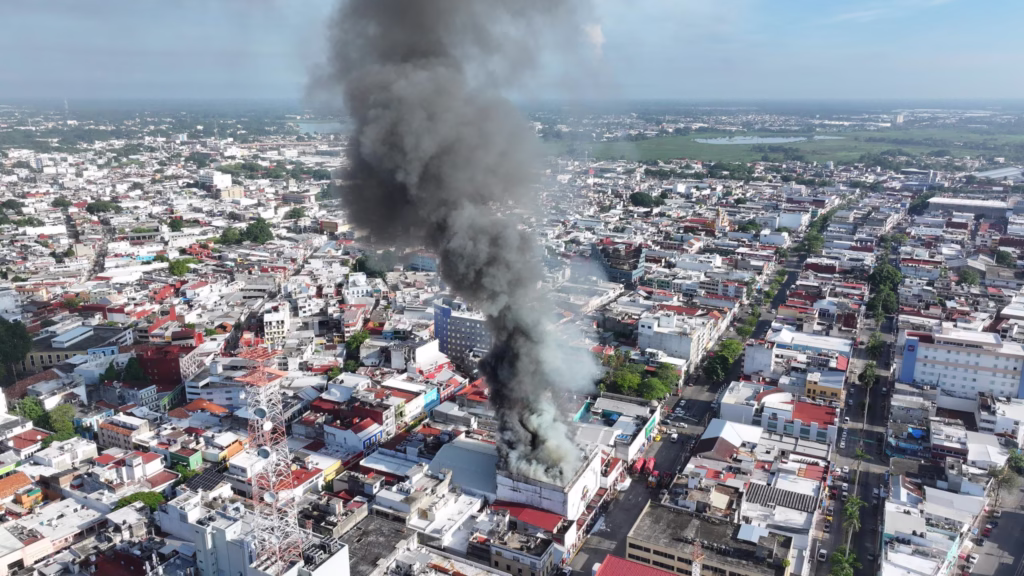 Incendio En La Tienda Del Sol De Villahermosa Vuelve A Encenderse 2 540951006 1184316887064433 8600434267722992802 N 1