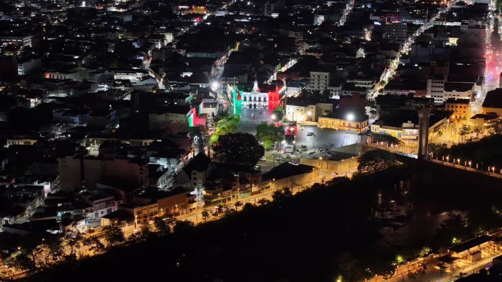 Villahermosa Se Llena De Patriotismo: Inician Celebraciones Del Mes De La Independencia Con Luces Tricolores En Edificios Públicos 75 Whatsapp Image 2025 09 02 At 12.59.27 Pm