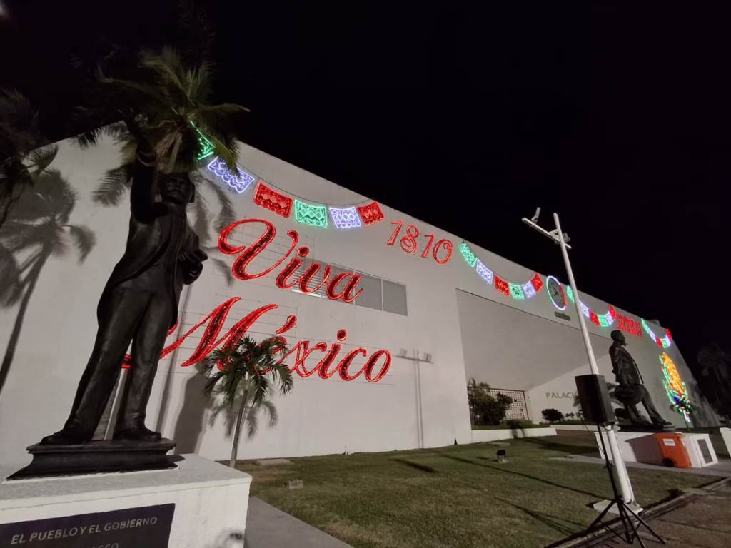 Villahermosa Se Llena De Patriotismo: Inician Celebraciones Del Mes De La Independencia Con Luces Tricolores En Edificios Públicos 73 Whatsapp Image 2025 09 02 At 12.59.27 Pm 3