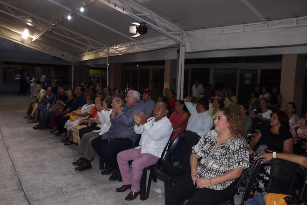 Embajadores De La Cocina Tradicional Tabasqueña Engalanan La Tercera Edición Del Fecci 2025 Con Un Homenaje Inolvidable A La “Chaparrita De Oro” 80 Whatsapp Image 2025 09 02 At 8.11.27 Am