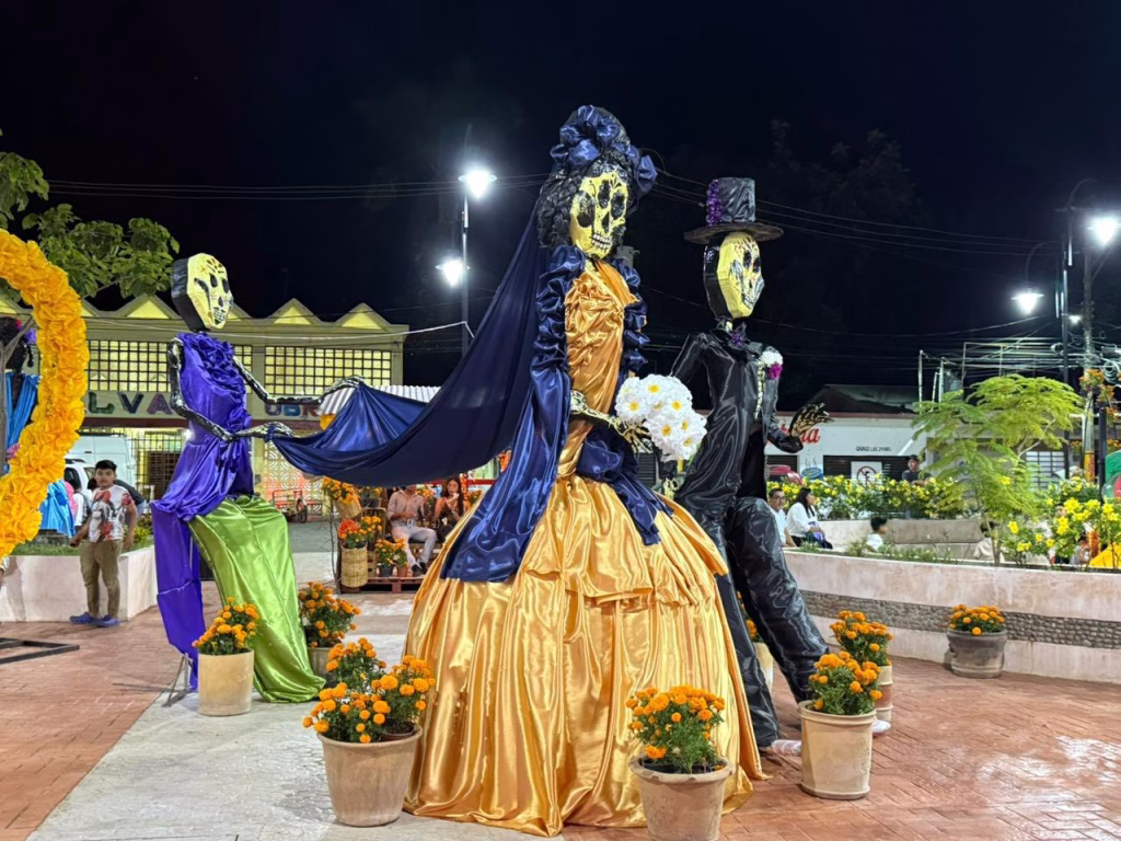 ”Conoce Las Catrinas Monumentales Que Llenan De Vida A Villahermosa Y Municipios” 74 571448316 1305436508294349 4178544222194206225 N
