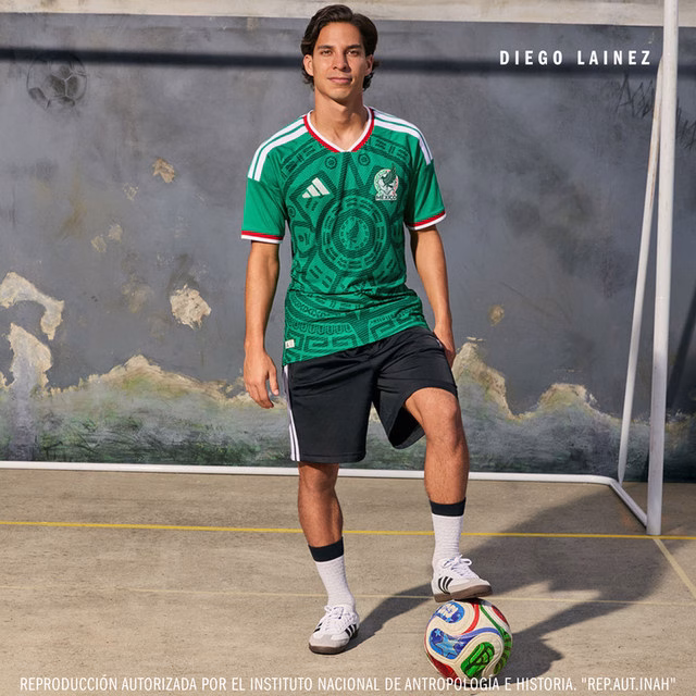 El Tabasqueno Diego Lainez Presenta La Nueva Playera De La Seleccion Mexicana Rumbo Al Mundial 2026 1