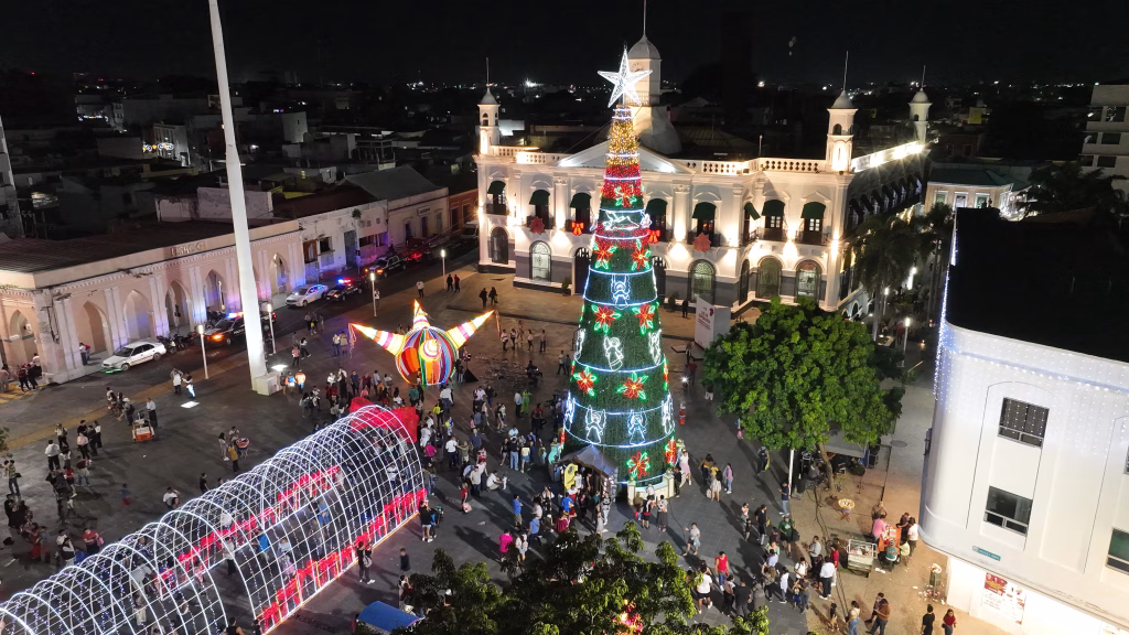 “Tabasco Enciende Su Navidad: Luces Que Unen Al Edén Y Celebran La Esperanza” 74 Img 20251201 Wa0104