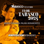 María Fernanda Palma Miramontes, Flor Tabasco 2025, Máxima Soberana Y Representante De Tabasco En La Fiesta De Los Tabasqueños. Una Mujer Que Proyecta La Unidad Y Elegancia Durante La Imposición De Bandas 2026. Fotografía De Alta Gama Capturada Por La Revista Del Sureste Y Tabasco Trends, Destacando El Simbolismo De La Flor De Oro Como Ícono De Identidad, Cultura Y Orgullo De Toda Tabasco.