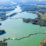 Fotografía Aérea De Gran Angular Que Muestra La Inmensidad De La Reserva De La Biosfera Wanha’ En Tabasco. El Río San Pedro Serpentea Entre Una Densa Selva Verde, Formando Lagunas De Agua Cristalina Color Turquesa. Se Aprecian Los Manglares De Agua Dulce Que Caracterizan Este Ecosistema Único En El Mundo.