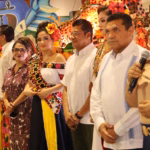 Fotografía En La Nave 2 De La Feria Tabasco 2026. Al Frente Se Observa Al Gobernador Javier May Rodríguez Y A La Secretaria De Turismo, Katia Ornelas