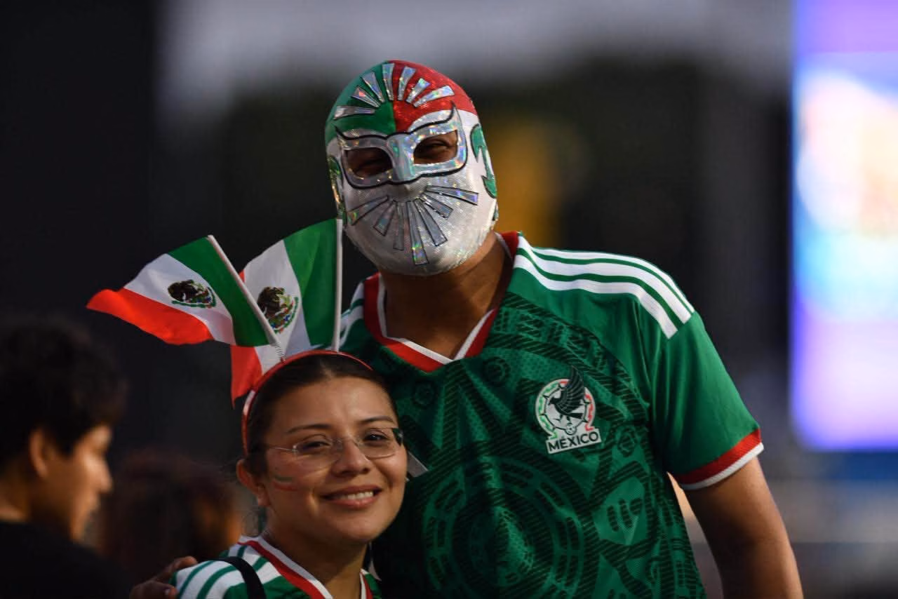 Familias Tabasqueñas Celebran El Triunfo De México En El Mundial Desde El Estadio Centenario 75 733726816 1597744191711063 3677407168391499429 N