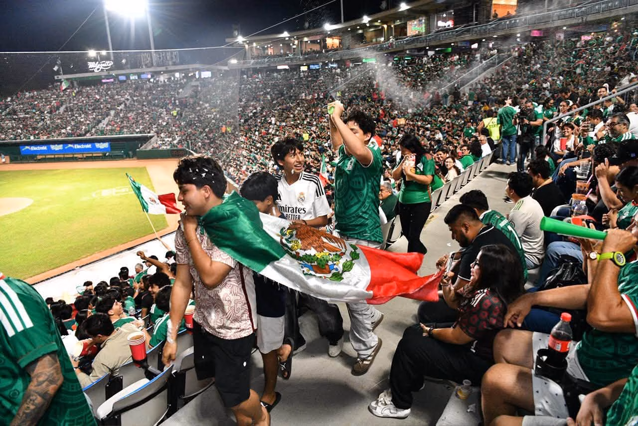 Familias Tabasqueñas Celebran El Triunfo De México En El Mundial Desde El Estadio Centenario 72 734932319 1597744311711051 3945003066268402085 N