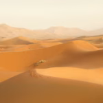 Extensas Dunas De Arena En El Desierto Del Sahara Bajo Un Cielo Despejado, Origen De Las Partículas De Polvo Que Alcanzan El Sureste Mexicano.