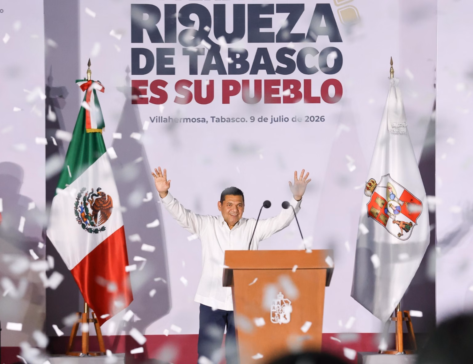 Tabasco, Bases Sólidas: A Dos Años De Un Gobierno De Bienestar, Paz Y Esperanza 69 El Gobernador Javier May Rodríguez Saluda Durante El Encuentro Con El Pueblo &Quot;La Verdadera Riqueza De Tabasco&Quot;.