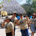 Visitantes Disfrutan De Un Recorrido Familiar En El Centro De Interpretación Y Convivencia Con La Naturaleza Yumká’ En Villahermosa.