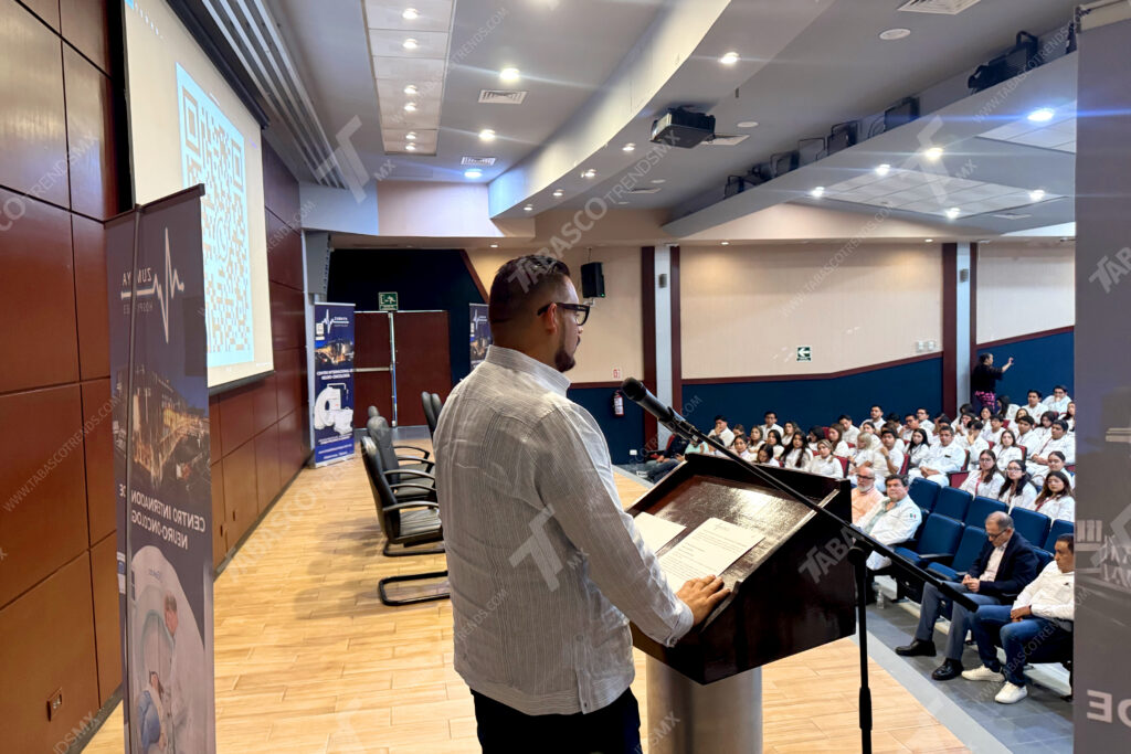 Hospitales Zumaya Consolida Alianza Con Las Universidades De Tabasco Para La Formación De Talento Médico De Alta Especialidad 80 Uag Campus Tabasco El Lic. Alejandro Yusseff Nieves