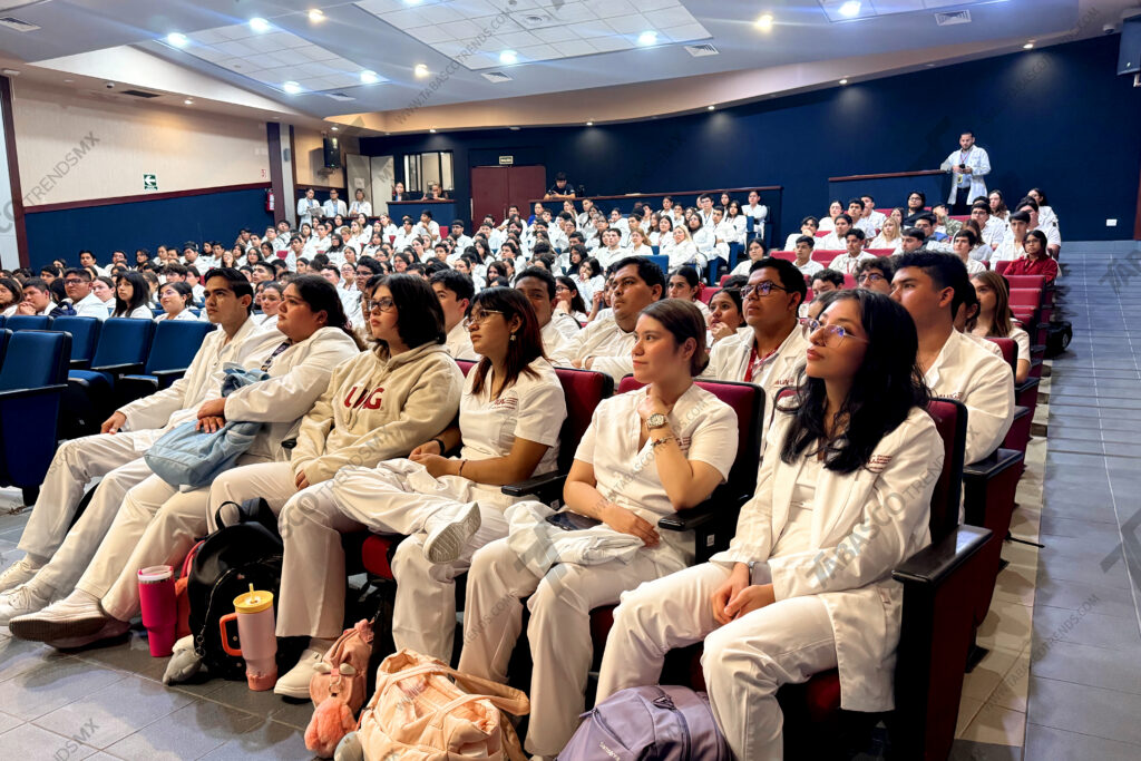Hospitales Zumaya Consolida Alianza Con Las Universidades De Tabasco Para La Formación De Talento Médico De Alta Especialidad 83 Uag Tabasco