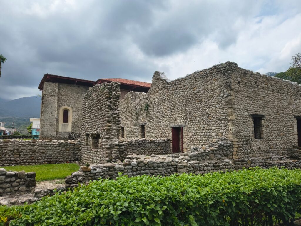 ¿Sabías Que En La Sierra De Tabasco Existe Un Impresionante Museo Virreinal? Descubre El Encanto De Oxolotán ¿Sabías Que En La Sierra De Tabasco Existe Un Impresionante Museo Virreinal? Descubre El Encanto De Oxolotán