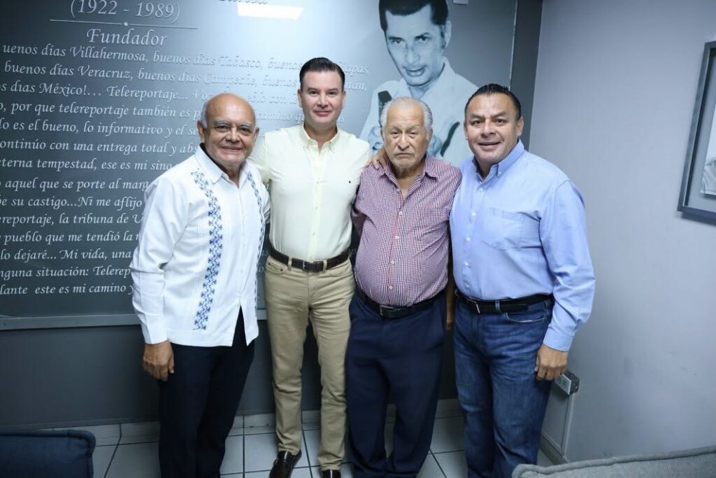 El Legado Del Periódico Del Aire: Actores Políticos, Medios Y Sociedad Celebran 68 Años De Telereportaje En Tabasco El Legado Del Periódico Del Aire: Actores Políticos, Medios Y Sociedad Celebran 68 Años De Telereportaje En Tabasco