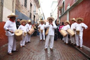 Los Tamborichocos Llevan El Sonido De Tabasco Al Cervantino 2026: Tambor, Flauta Y Tradición Chontal Los Tamborichocos Llevan El Sonido De Tabasco Al Cervantino 2026: Tambor, Flauta Y Tradición Chontal